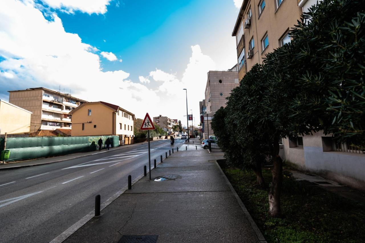 N & D Leilighet Šibenik Eksteriør bilde